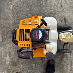実働！ RYOBI 耕運機の画像