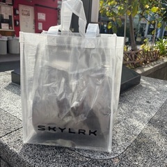 SKYLRK スカイラーク Tokyo popup crew neckの画像