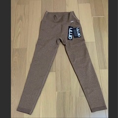 aim'n 新品未使用　ヨガウェア上下セットの画像