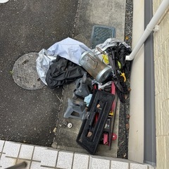 条件付き無料！ニトリゲーミングチェア・テレビ・灯油ヒーター等　の画像