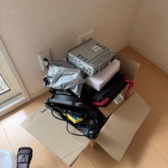 条件付き無料！ニトリゲーミングチェア・テレビ・灯油ヒーター等　の画像