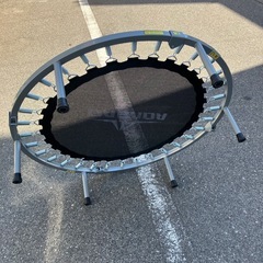 ダバダトランポリンの画像