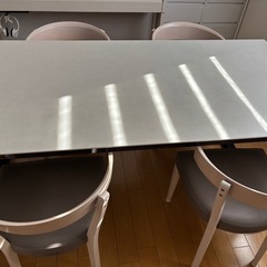 綾野製作所のセラミックダイニングテーブルの画像