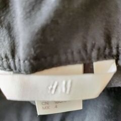 H&M　ミニスカ（ベルト付）の画像