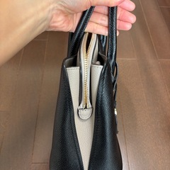 ケイトスペード　ハンドバッグ
の画像