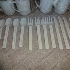 未使用新品キャンプ用食器セット4人分の画像