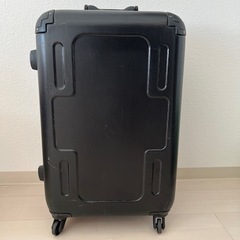 【取引中】スーツケース　Mサイズの画像