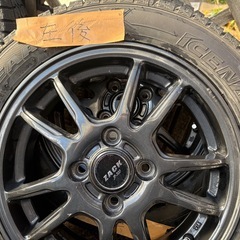 軽自動車用スタッドレスタイヤセット
の画像