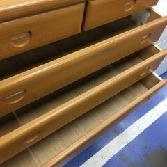 ★リユースのサカイ横浜南店★YM1680  タンス7段 ブラウン W101×D46×H121 クリーニング済みの画像