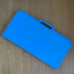 【猫飼い】アウトドア　折りたたみ式テーブルの画像