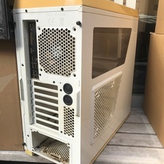 自作用デスクトップPCケース白　日焼けの画像