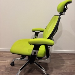 [無料」オフィスチェア リクライニング  LOWYAの画像