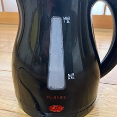 電気ポットの画像