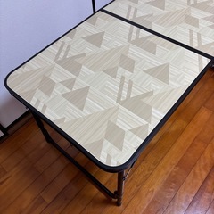 IGNIO折りたたみテーブルの画像