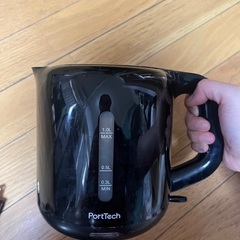 炊飯器、ケトル、電子レンジ、IHヒーターの画像