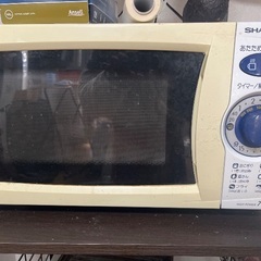 炊飯器、ケトル、電子レンジ、IHヒーターの画像