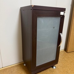 【0円早い者勝ち】木製食器入れ【12月7日まで
】の画像