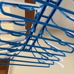 物干し竿　ハンガー　の画像