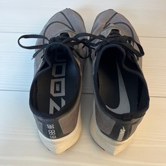 NIKE ランニングシューズ　25.5cmの画像