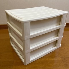 三段ボックスの画像