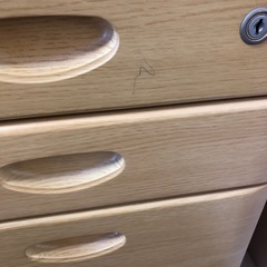 子供用学習机の画像