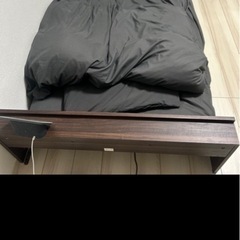 ベッドフレームの画像