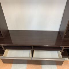 ＼家具＊家電のお店／【ｼﾞｬﾝｸﾞﾙｼﾞｬﾝｸﾞﾙ石川金沢店】 テレビ台 木目調/ダークブラウン W(幅)160.5×D(奥行き)45.5×H(高さ)143.5cmの画像