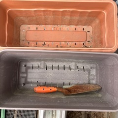 プランター　大２つ　小２つの画像