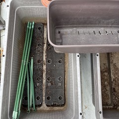 プランター　大２つ　小２つの画像