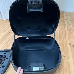 バイク用トップケースブランド Coocase（クーケース） のリアボックスの画像