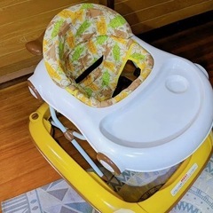 プーさん　ベビーウォーカー　歩行器の画像