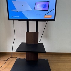 2022年製32型Android TV Google Chrome対応　EQUALS WALLテレビスタンド付の画像