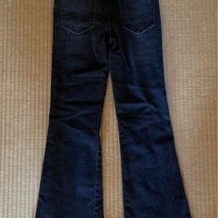 Mサイズ　GRLジーンズ
の画像
