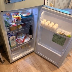 オーヤマ　レトロ風冷凍冷蔵庫の画像