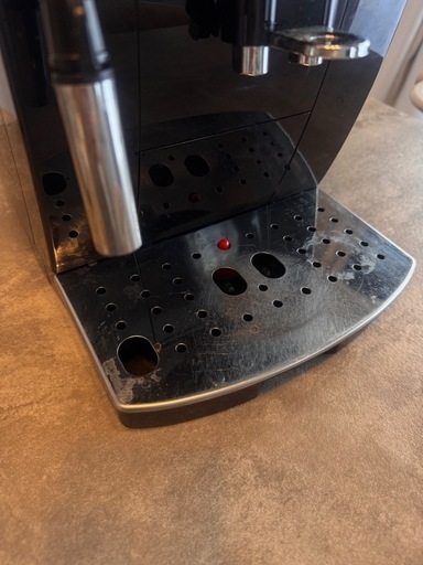 デロンギ　全自動コーヒーメーカー
