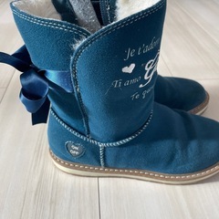 キッズ用ブーツの画像