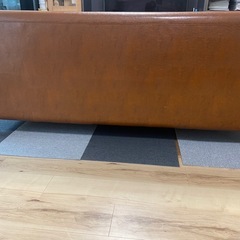 合皮ソファー（3人掛け）の画像