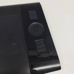 WACOM intuos/PTK-440/ペンタブレットの画像