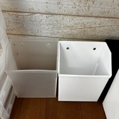 ダイソー　収納　小物　　入れ物セットの画像