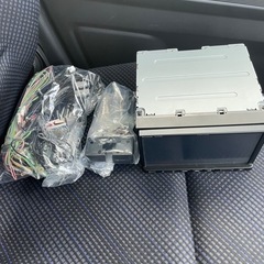 カーナビ　Panasonic製ストラーダ　CN-E330Dの画像