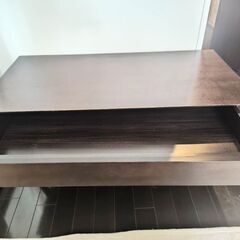 引き出し付き！テーブルお譲りします！の画像