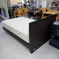 【超美品‼️】定価46万♪ シモンズ セミダブルベッド エグゼクティブ コンセント･USBポート･照明付き 木目調ダークブラウン♪の画像