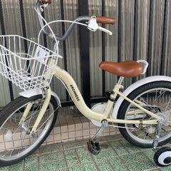 🔹キッズバイク　18インチ 補助輪・キックスタンド付きの画像