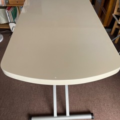 昇降式テーブル0円　の画像