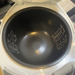 【リサイクルサービス八光】2020年製　東芝　炊飯器 ホワイト RC-10HK-W [5.5合 /IH]の画像