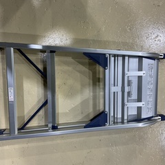 踏み台　　脚立の画像