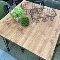 クラッシュゲートノットアンティークス　マルチプルズIIチェア&天然木ダイニングテーブル3点セットの画像