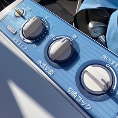 TOSHIBA 二層式洗濯機 動作品の画像