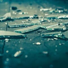 住宅玄関の硝子交換、事務所・店舗の硝子修理なら 【ガラスの…