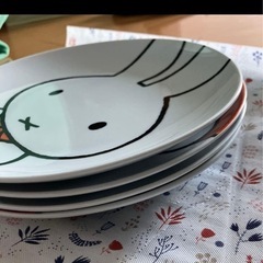 ローソン　お皿の画像